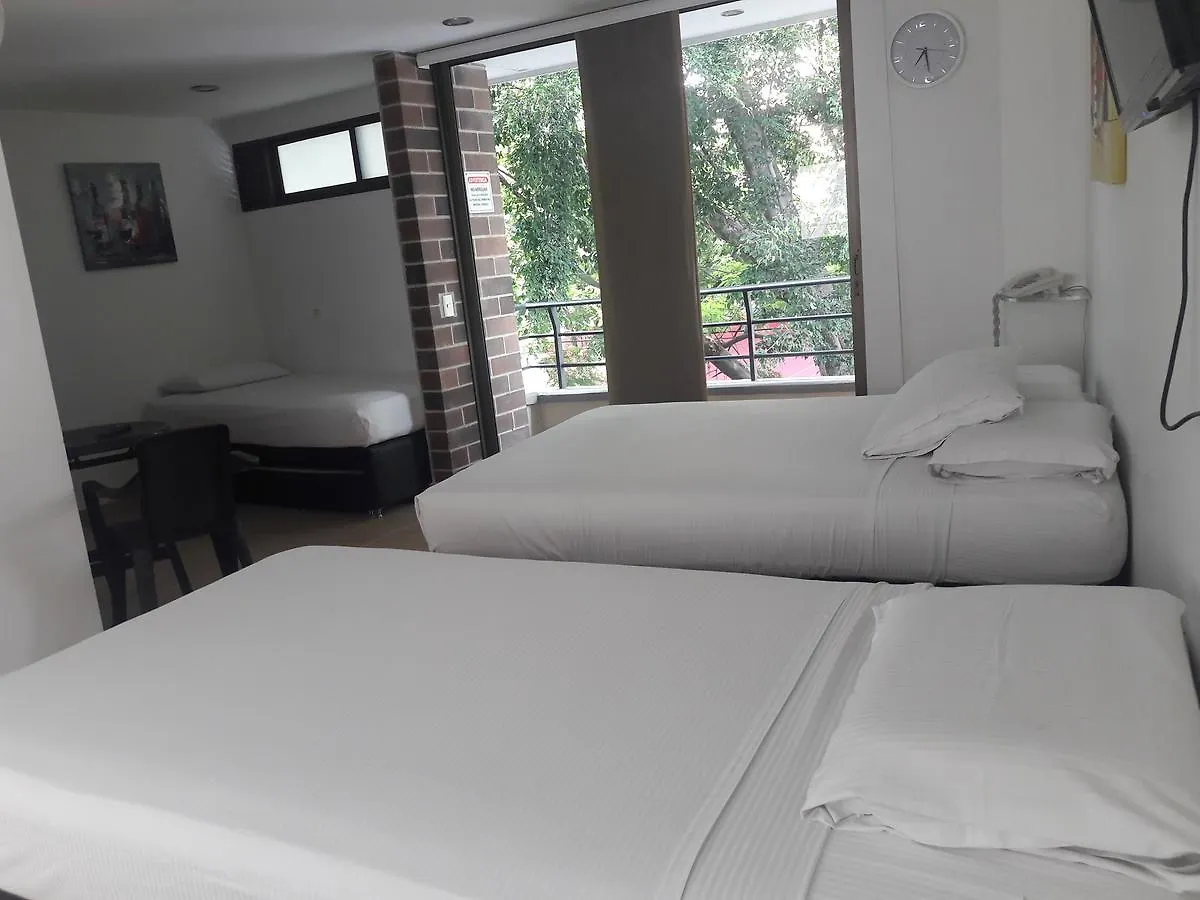 Aparta Hotel Montes La 70 Medellín 0*,  Colombia
