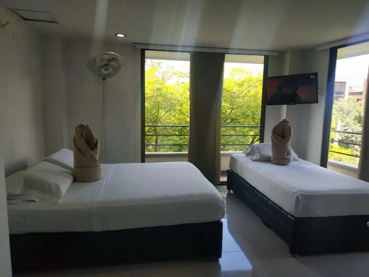 Aparta Hotel Montes La 70 Medellín