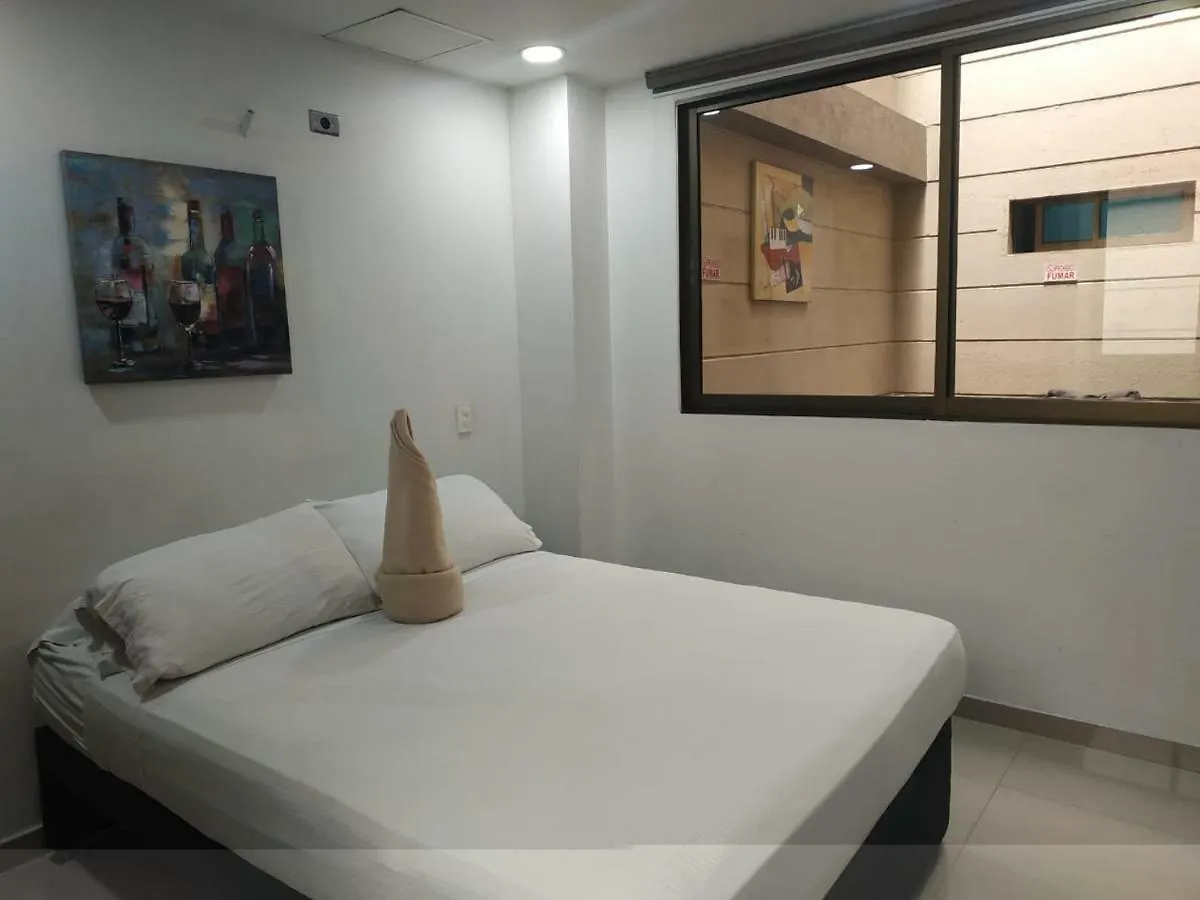 Aparta Hotel Montes La 70 Medellín