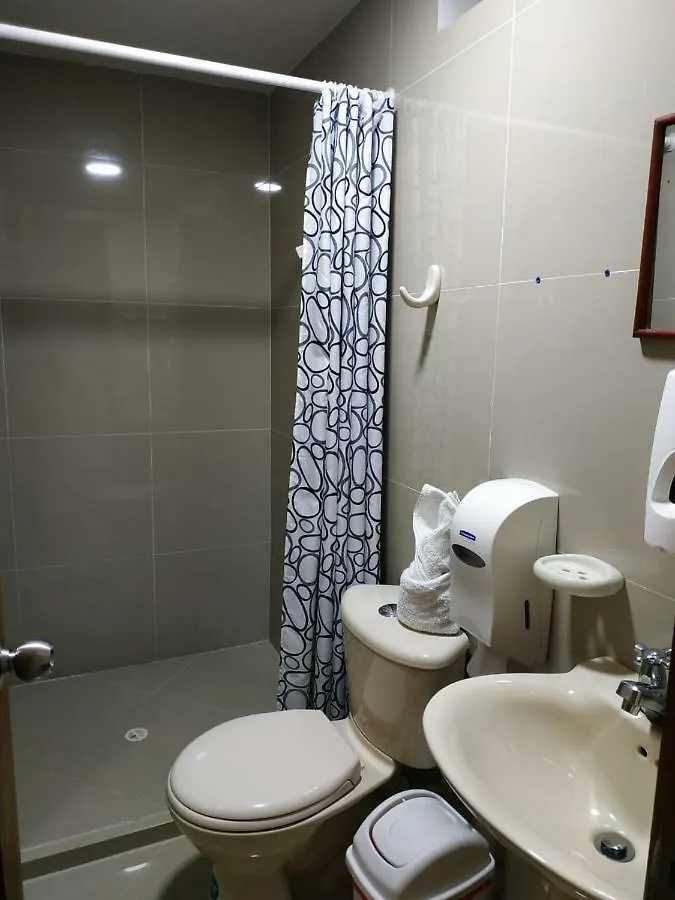 Aparta Hotel Montes La 70 Medellín 0*,  Colombia